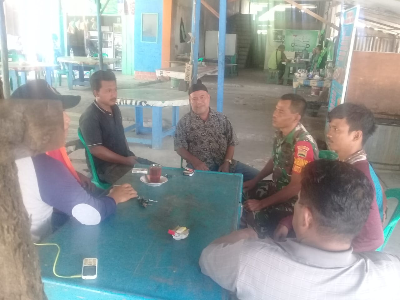 Cegah Banjir, Babinsa Kotabaru Komsos Dengan Forum RT RW dan LPM 