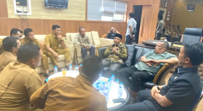 Tak Kunjung Dialiri Listrik, Sejumlah Kades di Jalur Sungai Subayang Temui Ketua DPRD Kampar