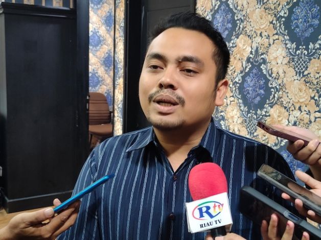 DPRD Desak Penertiban Tiang Reklame Ilegal di Kota Pekanbaru