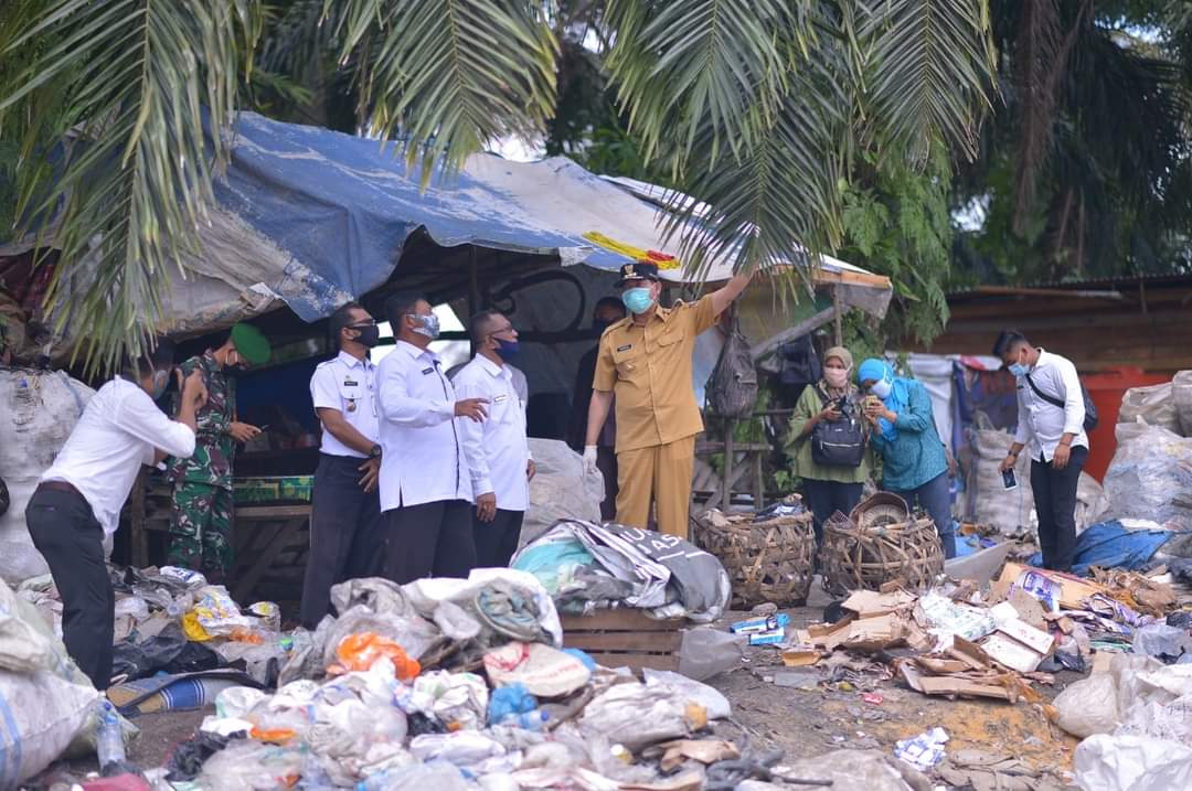 Sidak ke TPA Sampah Muara Fajar, Ini yang Disampaikan Firdaus
