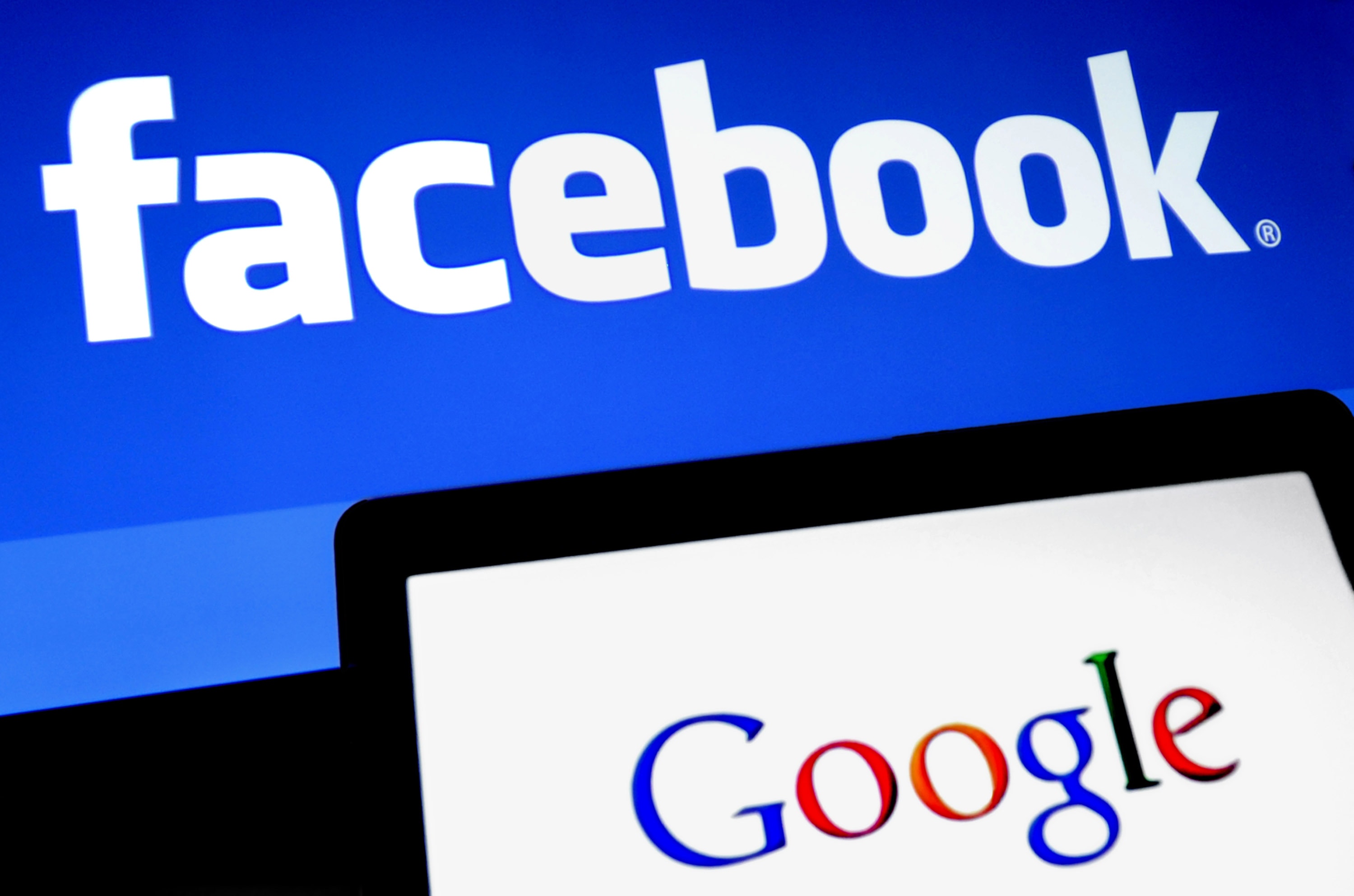 Menkominfo: Google dan Facebook Mau Bangun Pusat Data di RI