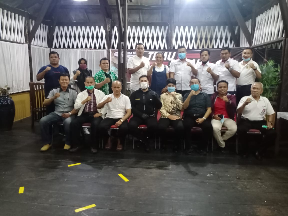 Vice President WMMAF Siamak Khorrami jadi Pemateri Penataran Pelatih dan Wasit Pengprov IBA-MMA Riau