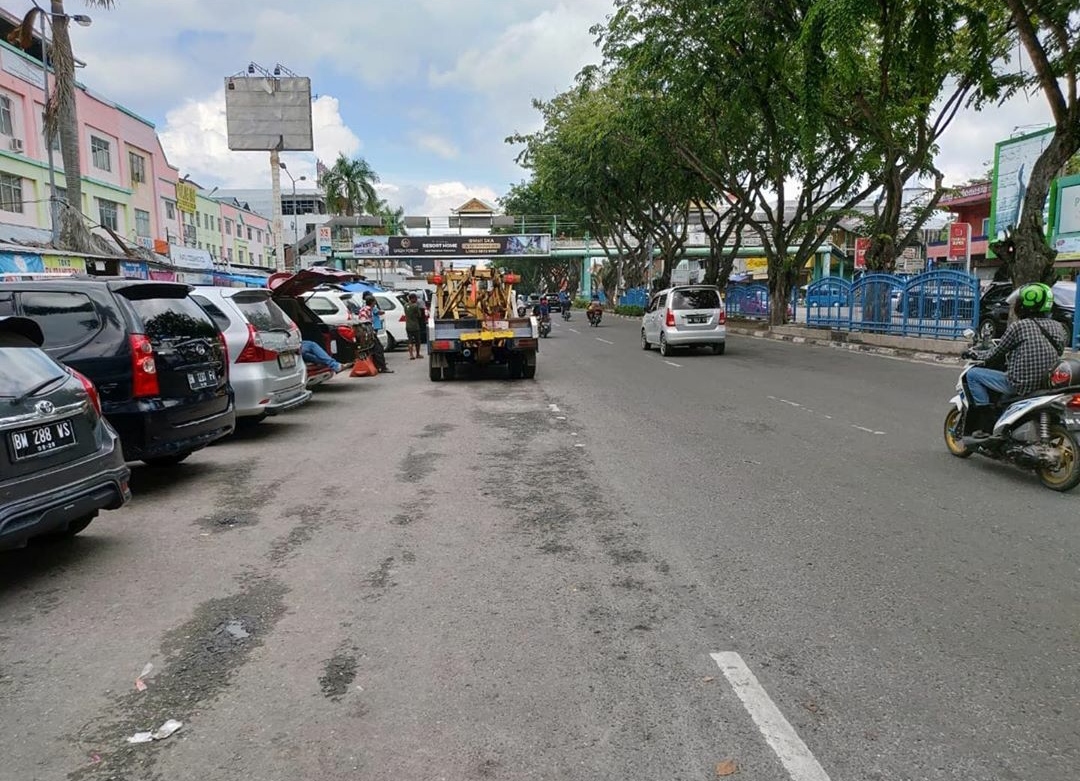 UPT Perparkiran Dishub Tak Henti-hentinya Tertibkan Parkir Liar di Pekanbaru