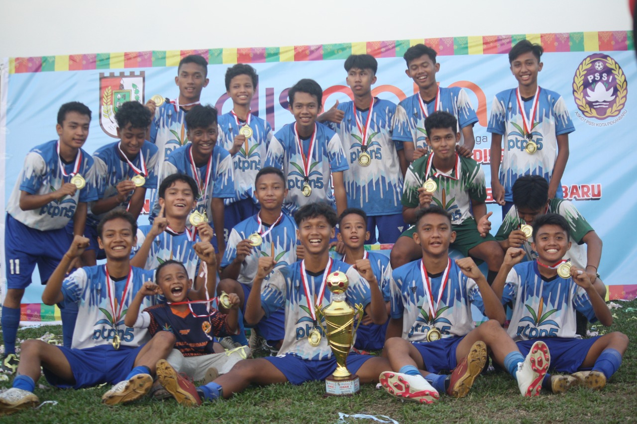 Junior PTPN 5 Kawinkan Gelar Juara U-14 dan U-16 Pra Kejurda 