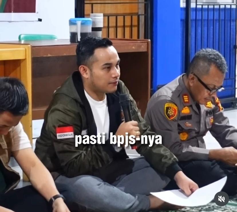 Camat Bukit Raya Terima Keluhan Pengurusan KIS