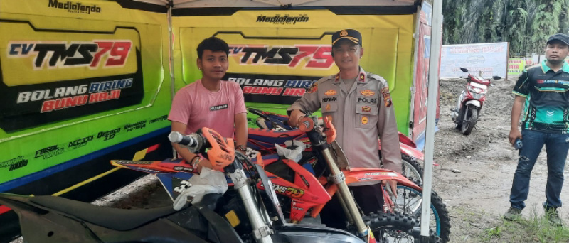 Kapolsek Kandis Tinjau Langsung Paddock Grasstrack Motocross Trophy Kapolres Siak 2026