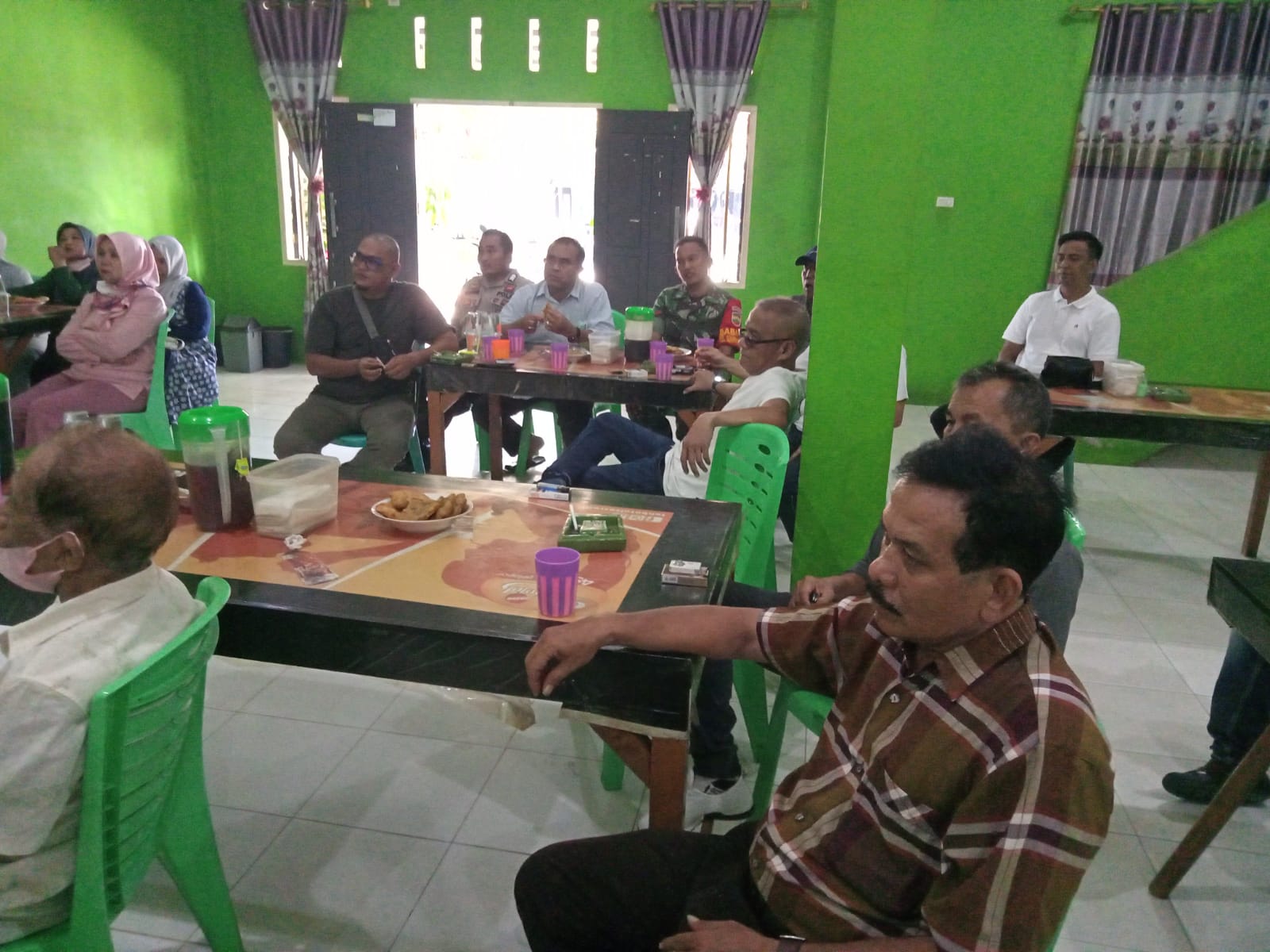 Babinsa Hadiri Pemilihan Ketua LPM, Forum RT RW dan Ketua RT 03 Kelurahan Simpang Empat 