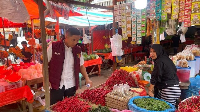 Polda Riau Riau Pantau Ketersediaan Bahan Pokok di Pasar