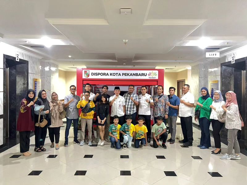 Kadispora Pekanbaru Apresiasi Tim Sepatu Roda Raih Juara Umum pada Kejurda Sepatu Roda Tingakat Provinsi Riau