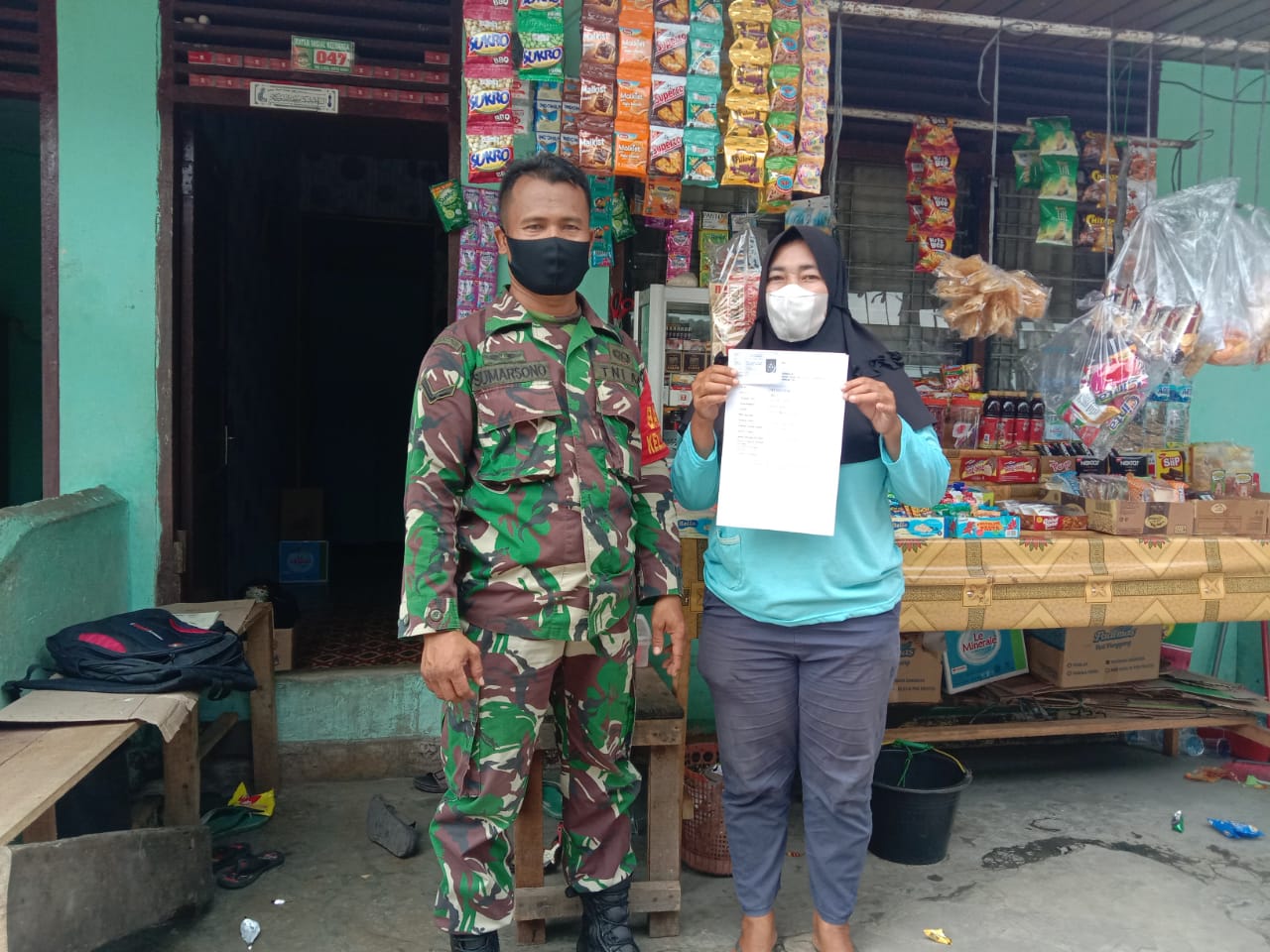 Babinsa Kelurahan Kotabaru Monitoring dan Pendataan PKLW di RW 02 