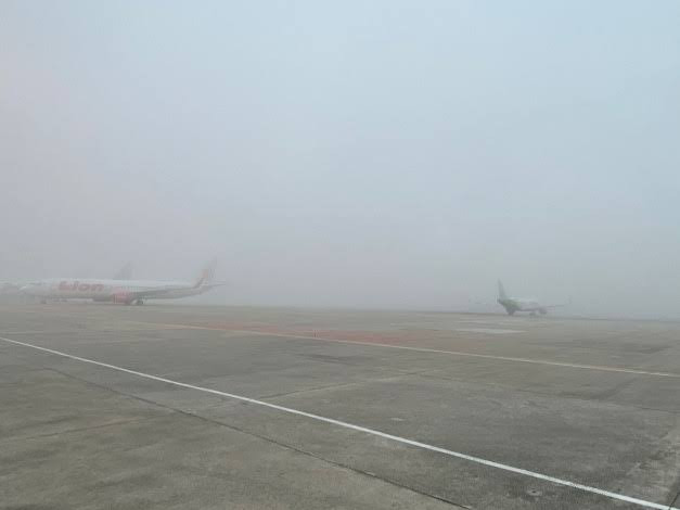 Kabut Pekat Sempat Ganggu Aktivitas Penerbangan di Bandara SSK II Pekanbaru
