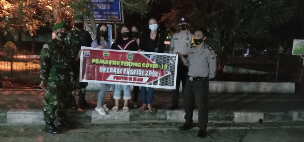 H-4 Jelang Lebaran, Babinsa Sukaramai-Polsek Kota  Pro Aktif  Gelar Patroli Gabungan PPKM 