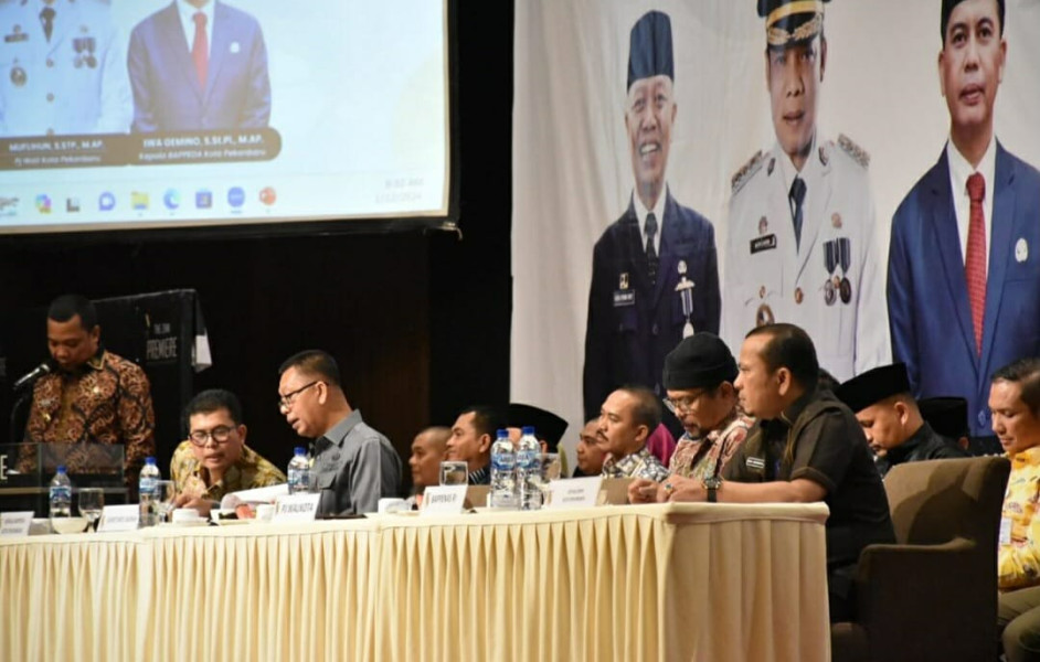 DPRD Pekanbaru Hadiri Forum Konsultasi Publik RPJPD Kota Pekanbaru 2025-2045