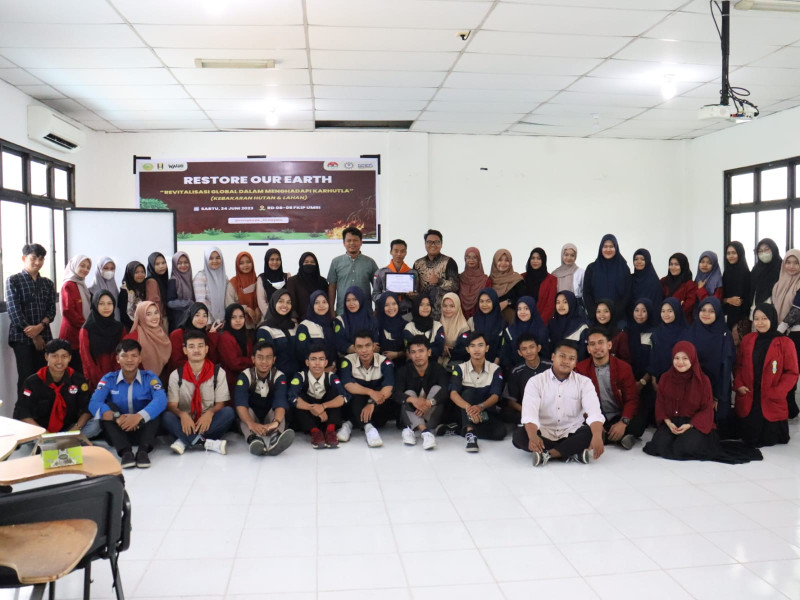 Revitalisasi Hutan dan Lahan Cegah karhutla di Riau