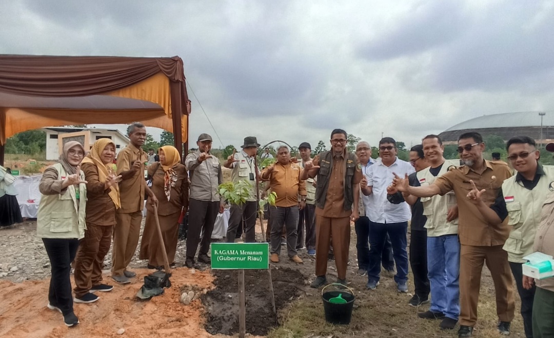 KAGAMA Riau Menanam Pohon untuk Kebaikan