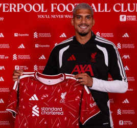 Rayuan Iraola yang Buat Ronald Araujo Bersedia Tinggalkan Barcelona dan Gabung Liverpool