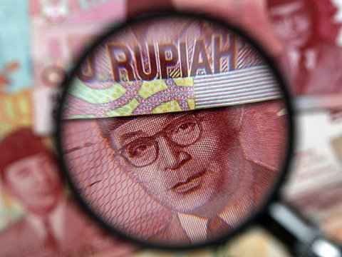 Rupiah Dibuka Loyo ke Level Rp15.904 per Dolar AS