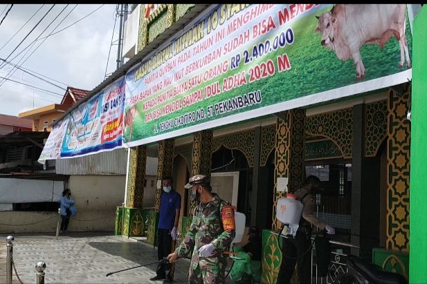 Pengabdian Tanpa Batas Babinsa,  saat Pandemi dan Penegakan Disiplin Prokes
