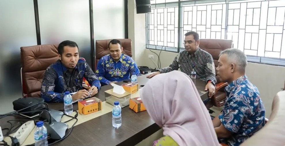 Penilaian Layanan Publik, Kepala DPMPTSP Pekanbaru Terima Kunjungan Ombudsman Riau di MPP