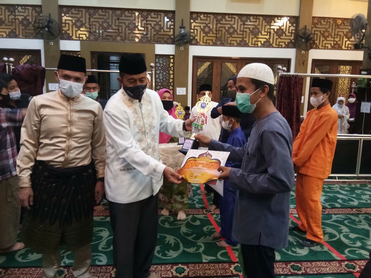 Babinsa Simpang Empat Monitoring MTQ Tingkat Kecamatan Pekanbaru Kota 