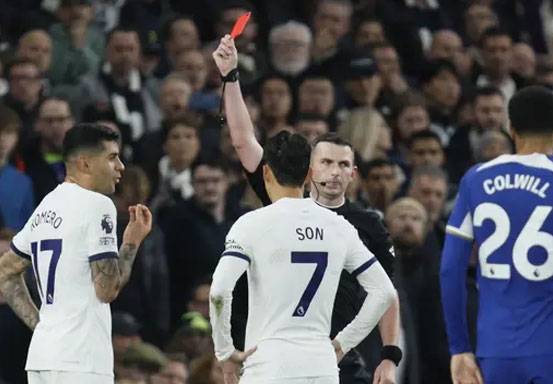 Tottenham Tergeser Man City di Posisi Puncak