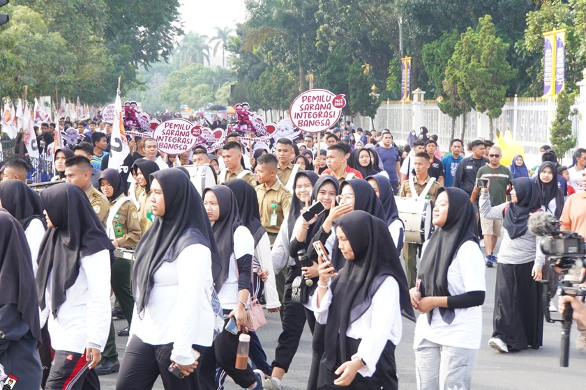 KPU Riau Sosialisasikan Pemilu 2024 Sembari Jalan Sehat