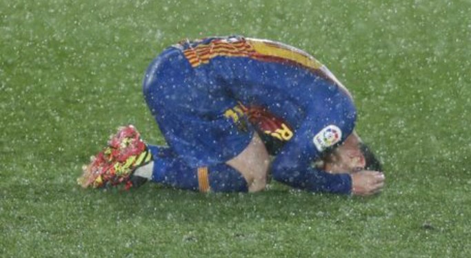 Messi Punya Penyesalan Besar Soal Tukar Kostum Sepakbola 