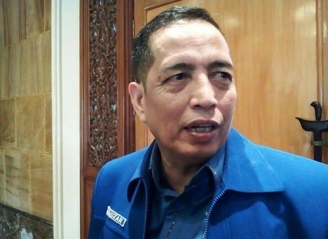 Mantan Wakil Ketua DPRD Riau Asri Auzar Dituntut 1 Tahun 8 Bulan Penjara