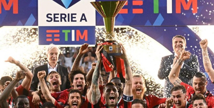 7 Fakta Eksentrik Usai Milan Juara Liga Italia