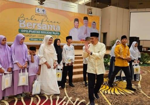 Golkar Riau Buka Puasa Bersama, Ini Pesan Syamsuar