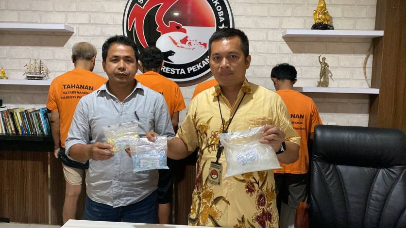 Lima Pengedar Narkoba Ditangkap Polisi, Satu Pelaku Lompat dari Lantai 3 Hotel