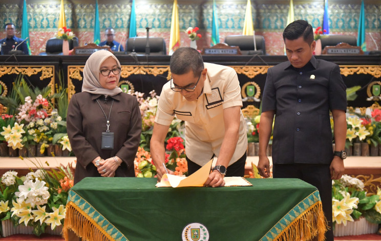 Rancangan Awal RPJMD Riau 2025-2029 Ditandatangani, Prioritaskan Pendidikan dan Kesehatan