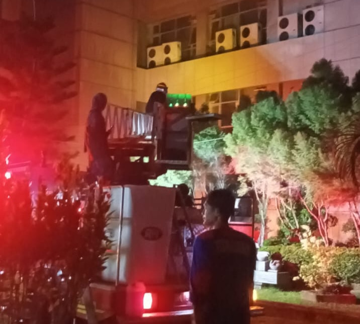 Kantor Bupati Indragiri Hilir Terbakar, Api Berasal dari Ruang Kesra