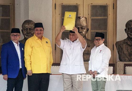 Golkar-PAN Merapat ke Prabowo Memantik Suhu Politik Memanas