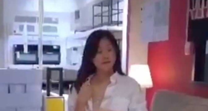 Viral, Wanita Masturbasi di IKEA China