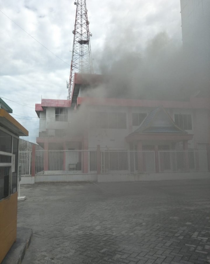 Gedung High Performance Back Bone PT Telkom Terbakar, Jaringan Telkomsel di Riau Lumpuh Total