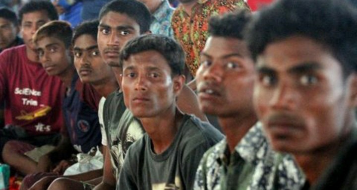Bangladesh Mulai Kirim 922 Pengungsi Rohingya ke Pulau Terpencil 