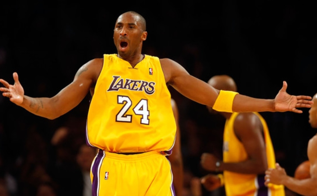 Mantan Bintang NBA LA Lakers Tewas Kecelakaan