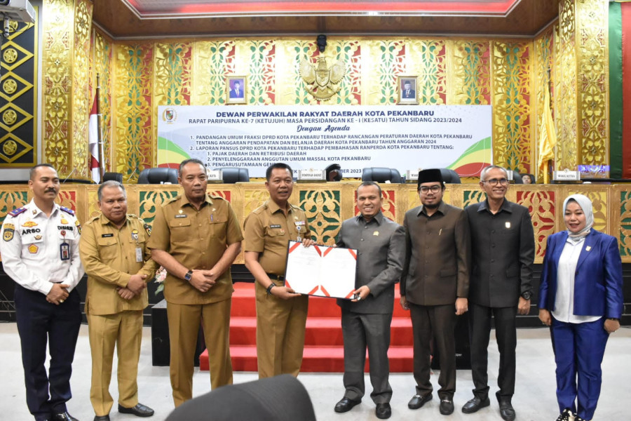 Pansus DPRD Pekanbaru, Ranperda Pajak dan Retribusi Akhirnya Diparipurnakan